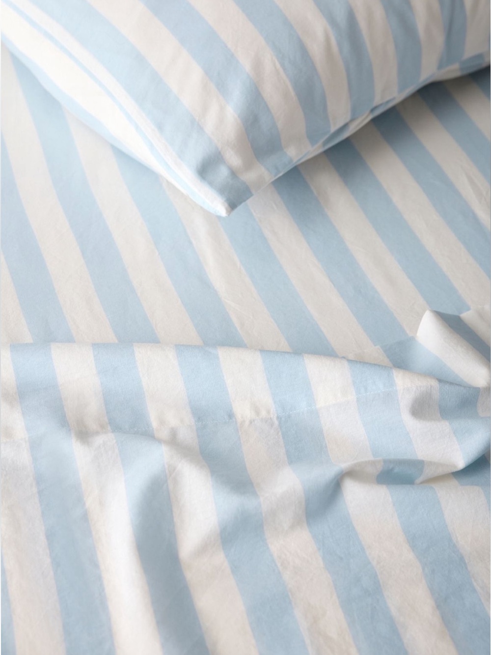 Urban Outfitters UO HOME Light Blue and White Core Striped Duvet Set F/Q - Picture 2 of 4